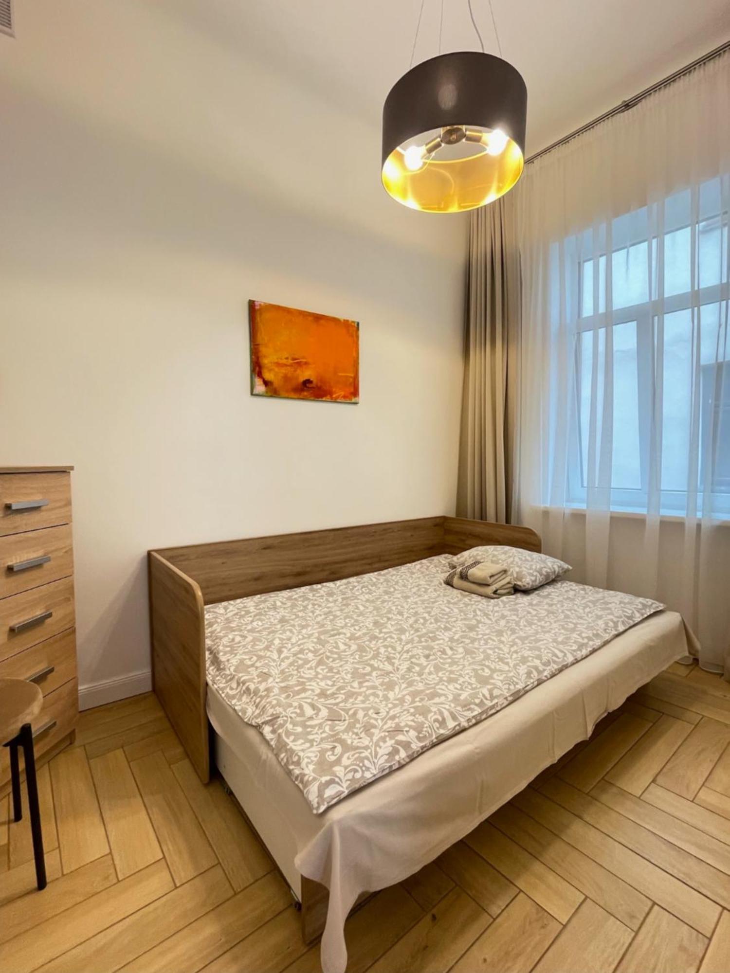 Picturesque Old Town Apartment With Charming Balcony Kaunas Bagian luar foto